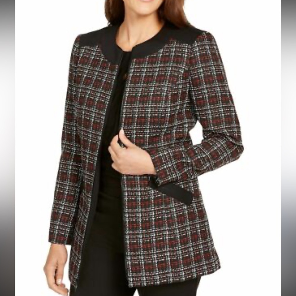 Kasper women's collarless tweed blazer with a plaid pattern size 6